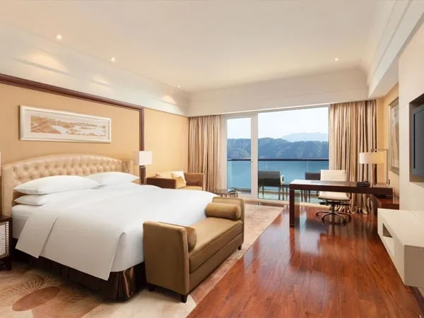Commercial and Leisure